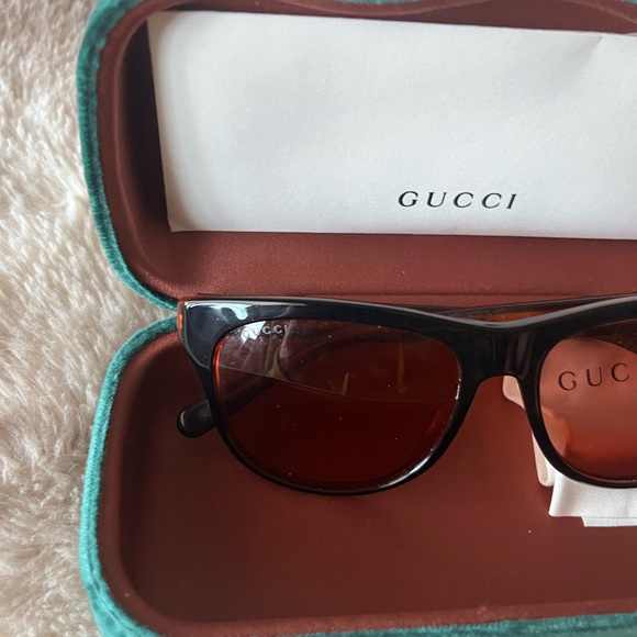 Gucci Wayfare Authentic Sunglasses with Red Tint Lenses-comes as shown. 🇮🇹 - Picture 11 of 11